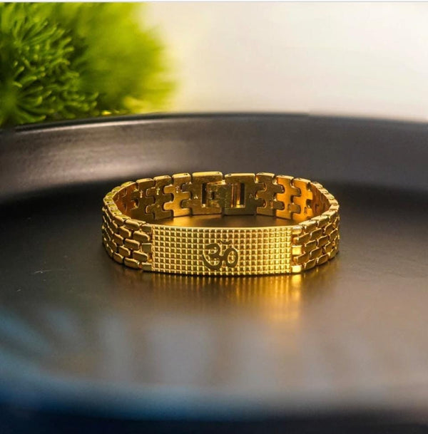 Om Aura Gold-Link Bracelet