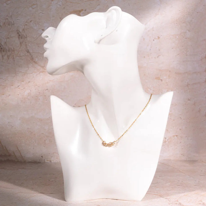 White Swan Wings Glow Necklace | Salty