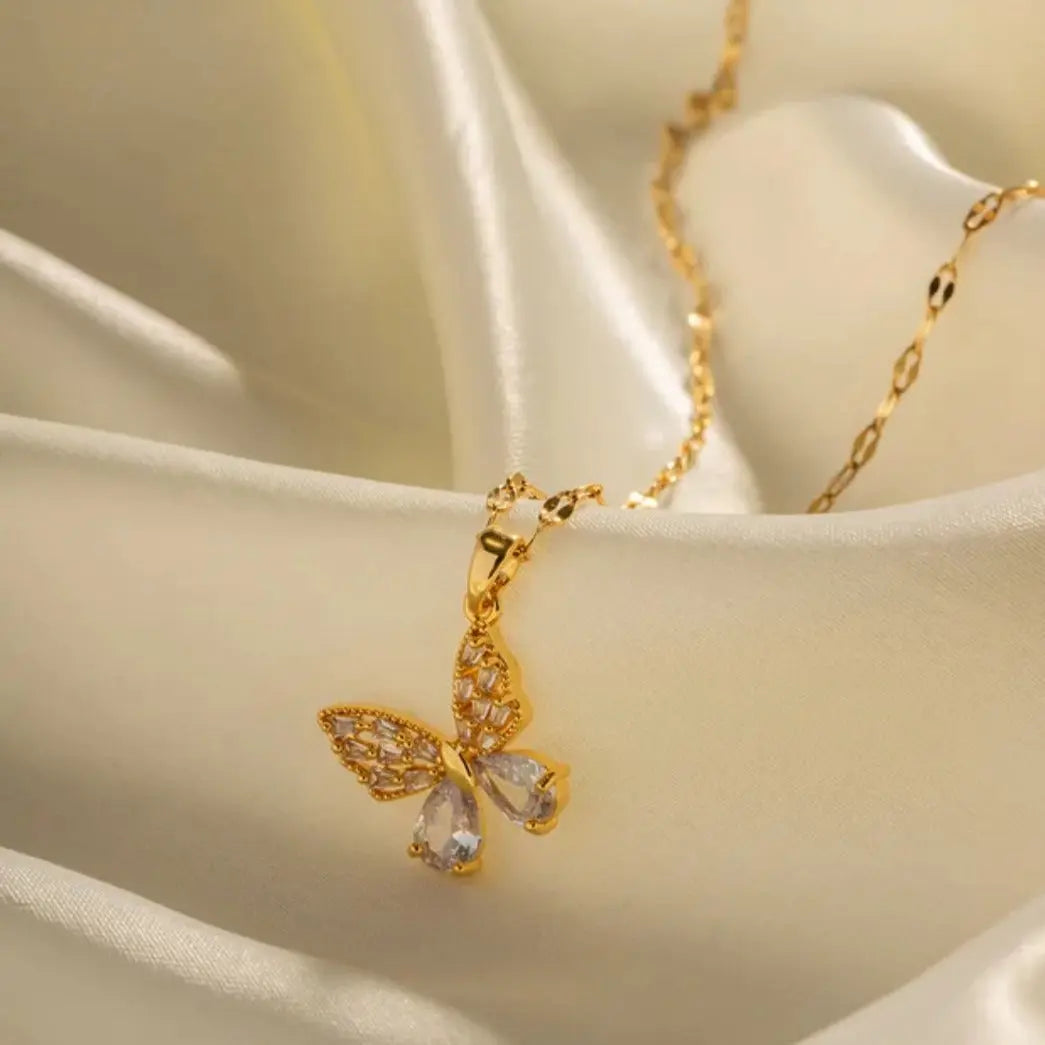 Wings of Delight Necklace - Salty Accessories