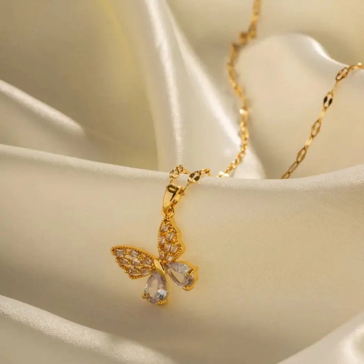Wings of Delight Necklace - Salty Accessories