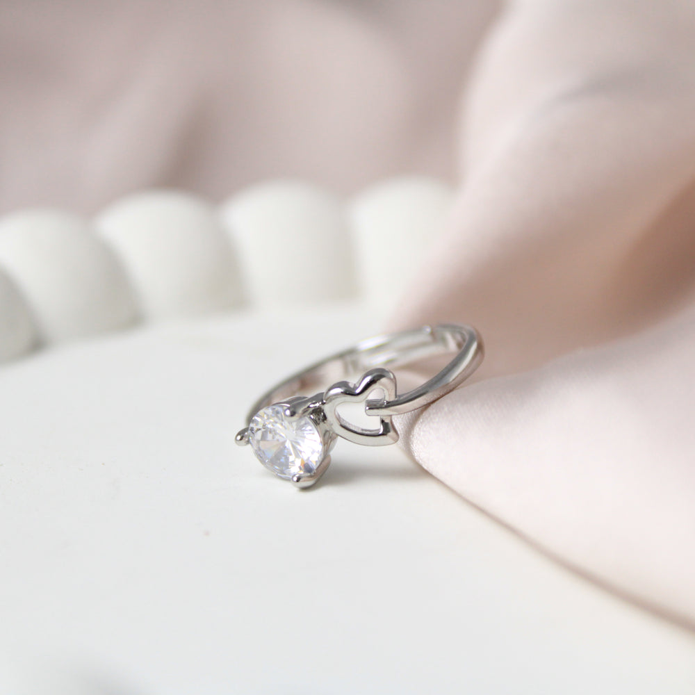 Wonderland Love Ring