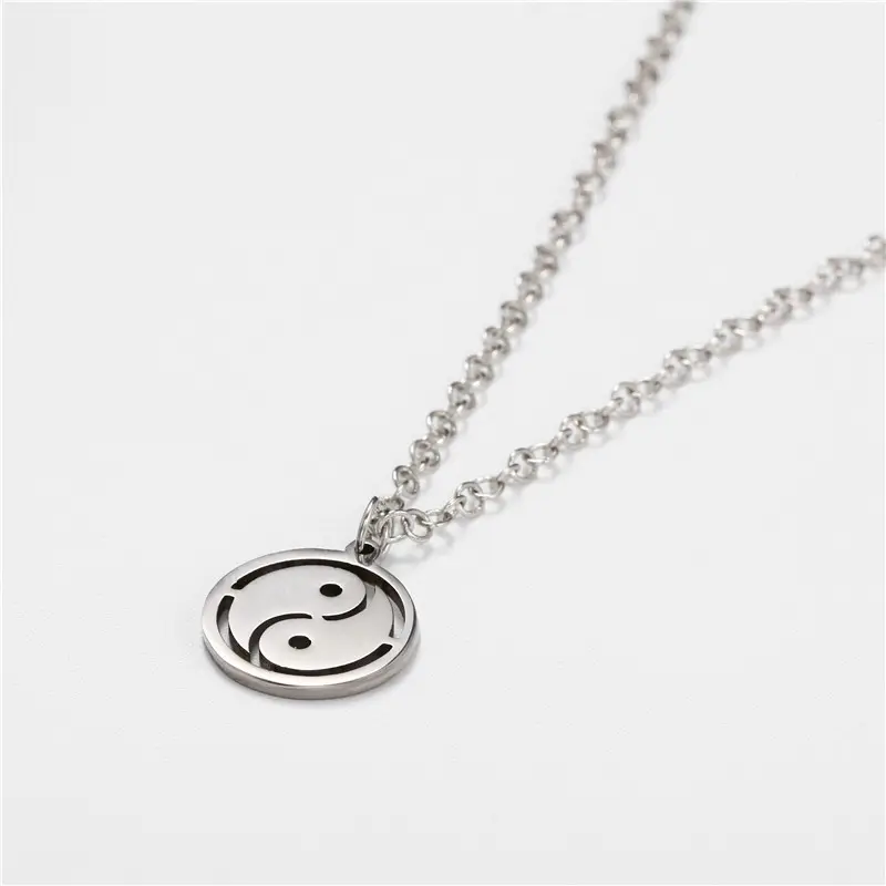 Yin yang 2025 necklace silver