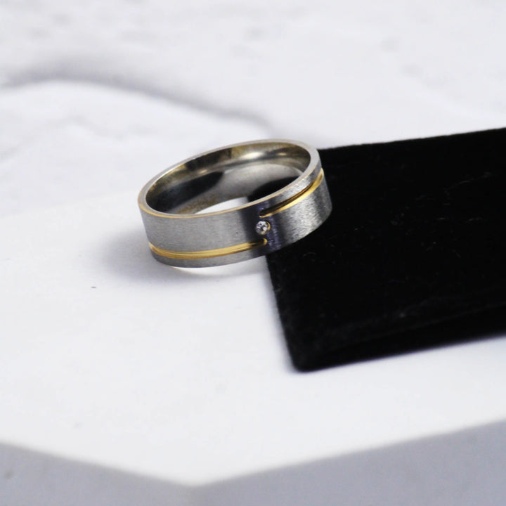 Zeus Ring