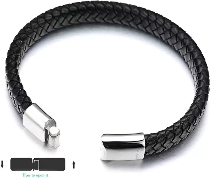 Men's Silver Leather Bracelet, 34.87 Grams at Rs 5740/piece in Jaipur | ID:  21498382873