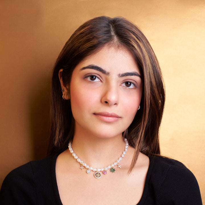 Sleek Pearl Tassel charm Statement Necklace