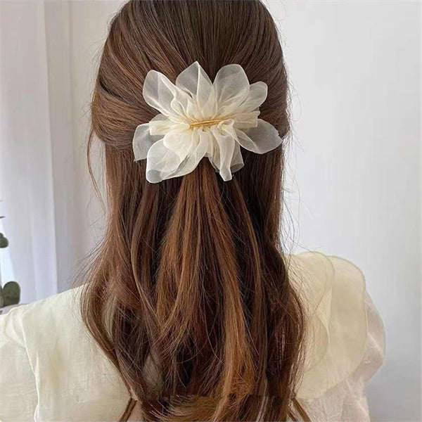 Bride Ruffle Hair Pin