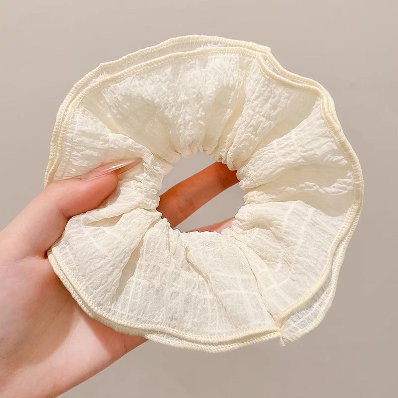 Vanilla Cloud Scrunchie