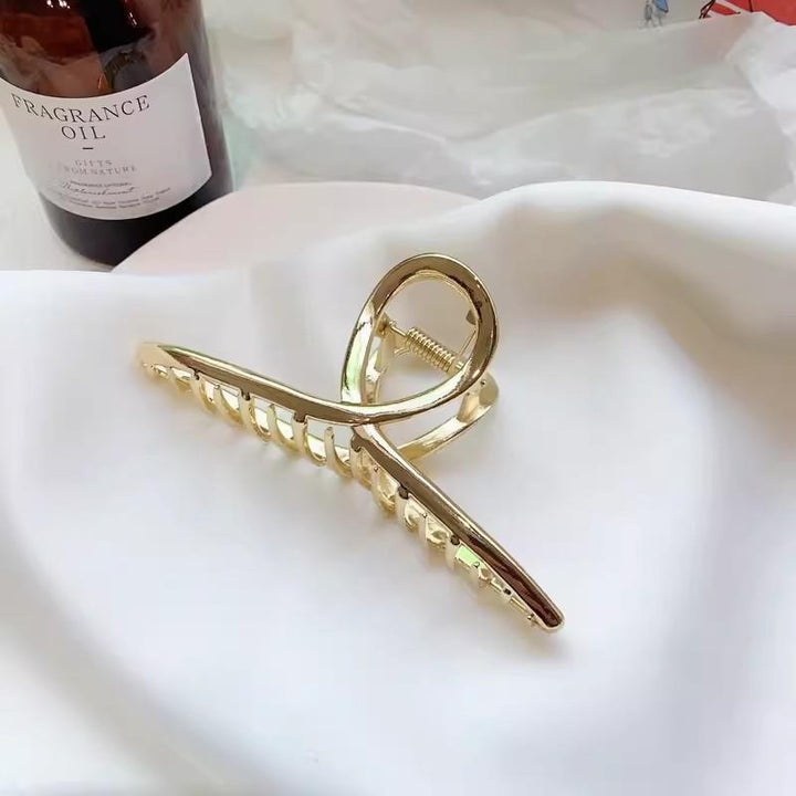 Golden Loop Hair Claw