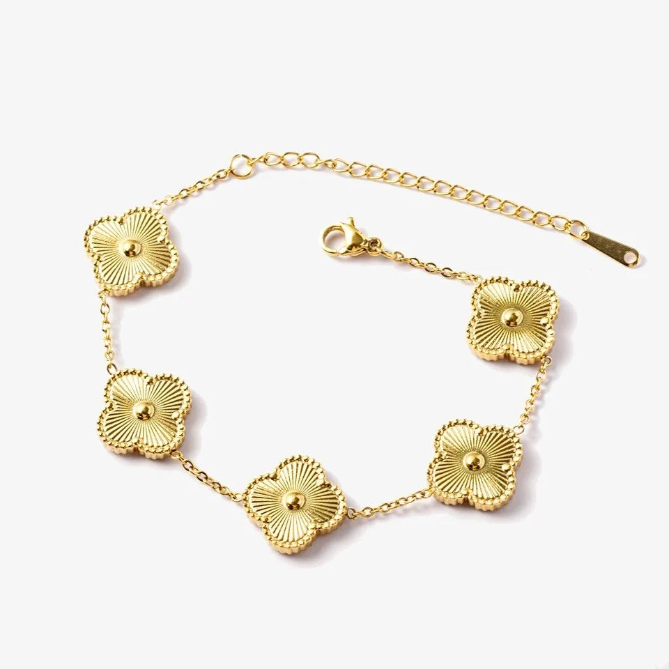 Golden Luck Leaflet Bracelet