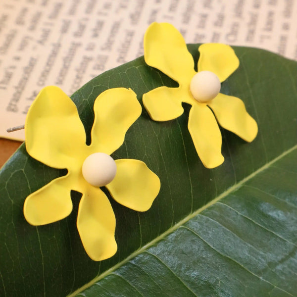 yellow iris studs