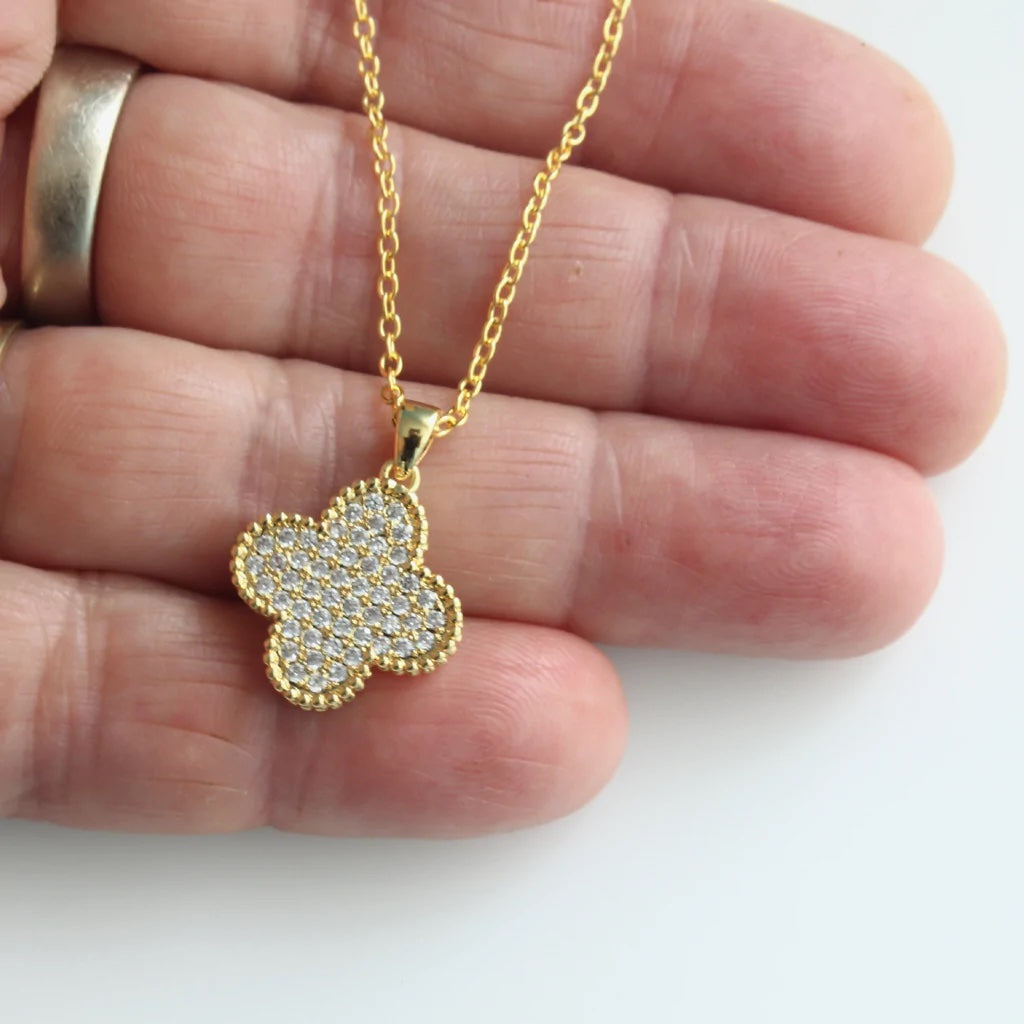 Big Clover Rounded Necklace - Gold