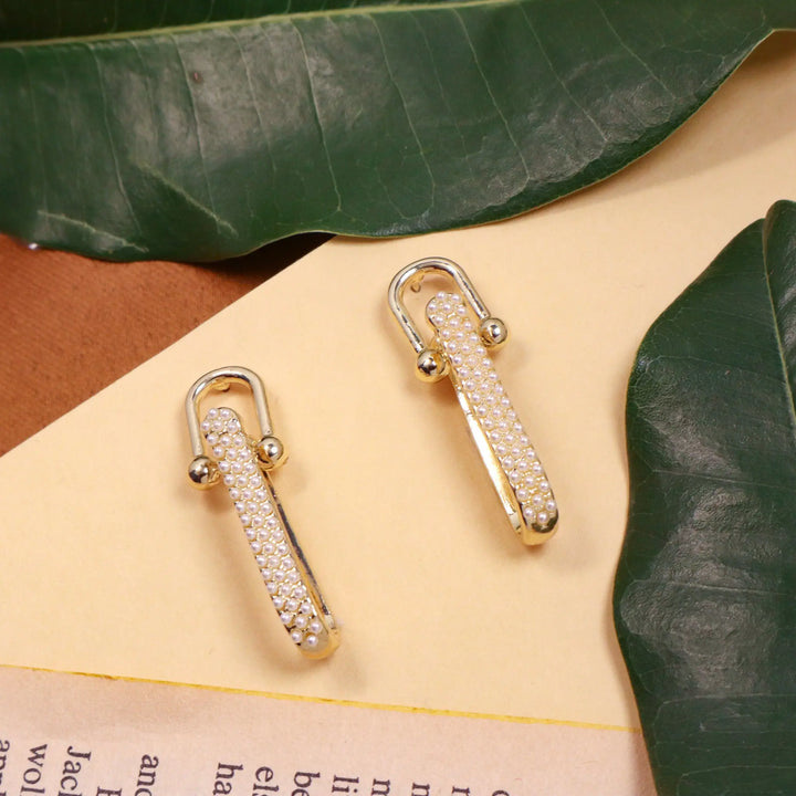 Calm Diamonds Earrings