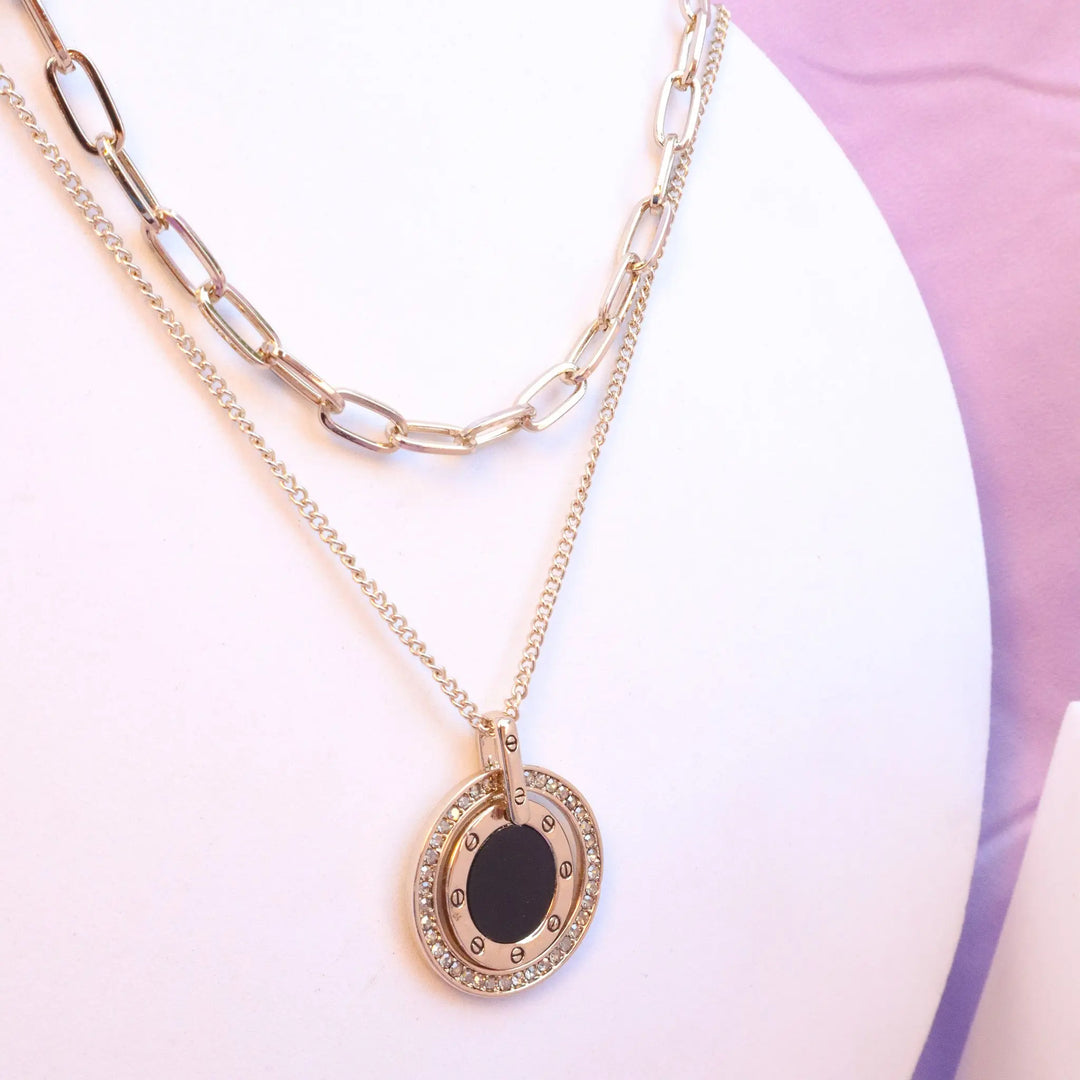 Chain Black Round Charm Necklace
