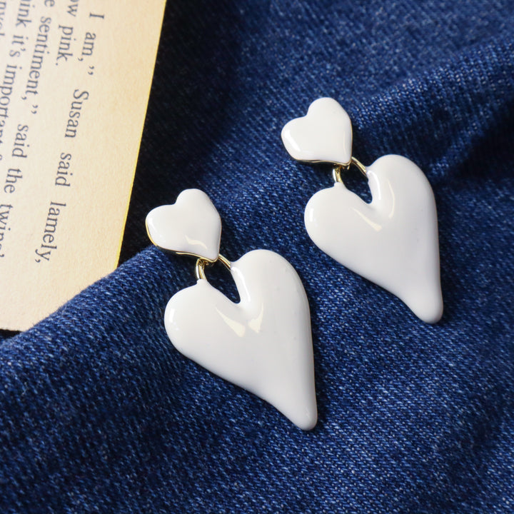 Classic Heart White Earrings