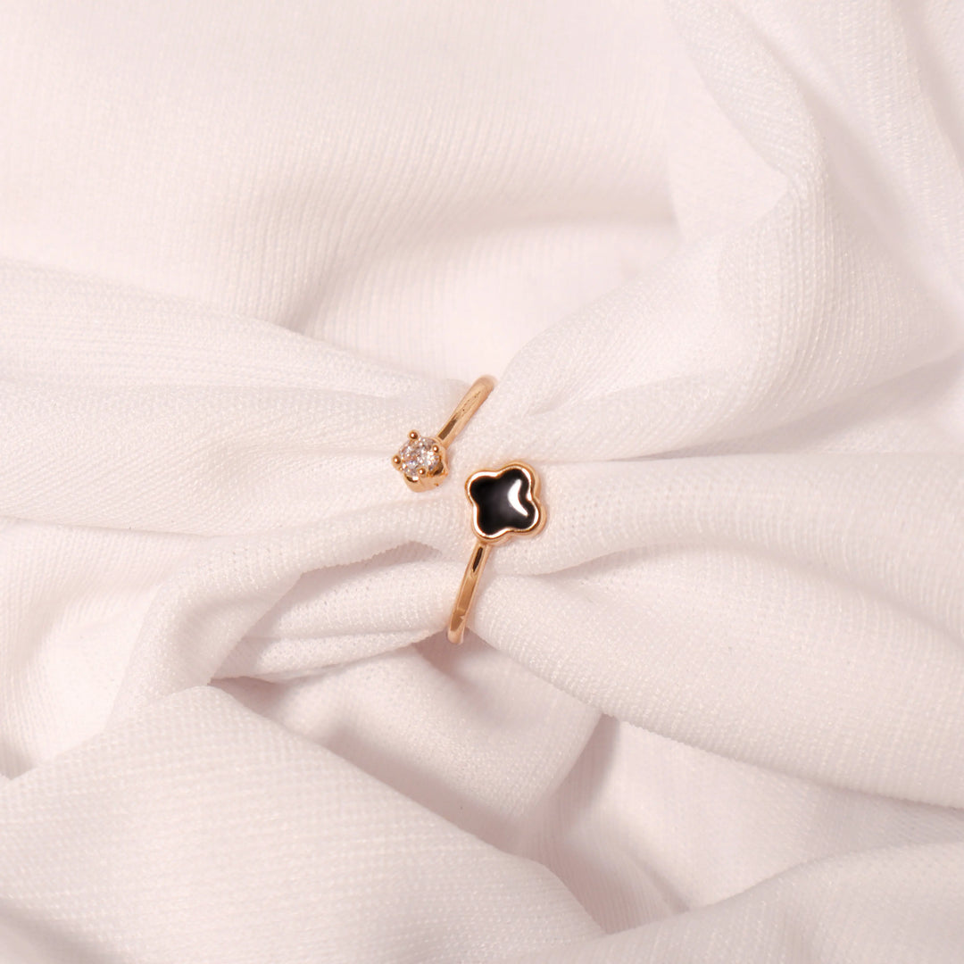 Clover Crystal Ring