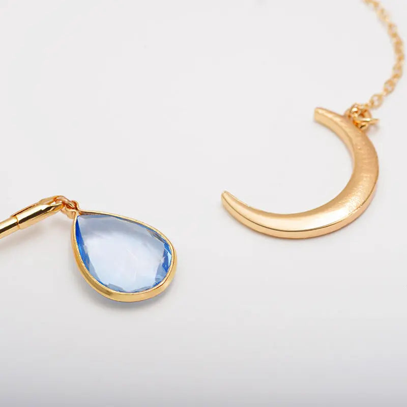 Cresent Waterdrop Necklace