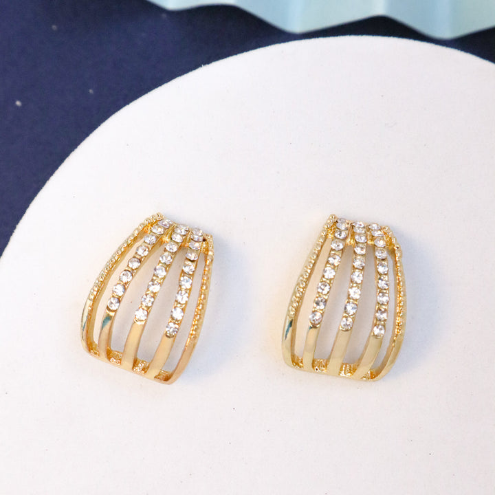 Curved Parallel Lined Earrings