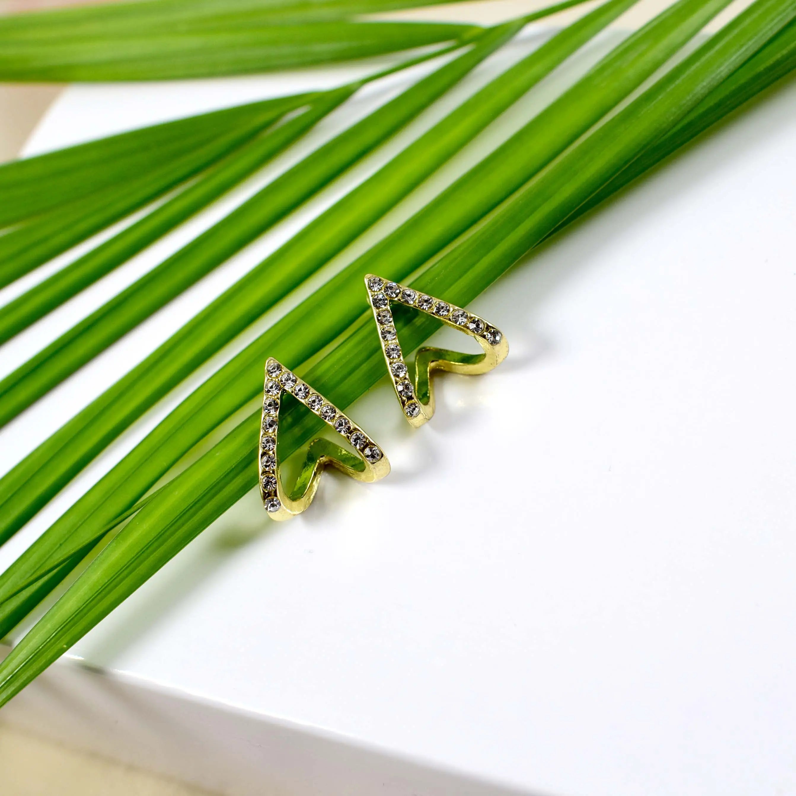 Curved Studded Ear Hugging Jacket Stud Earrings – Salty Accessories