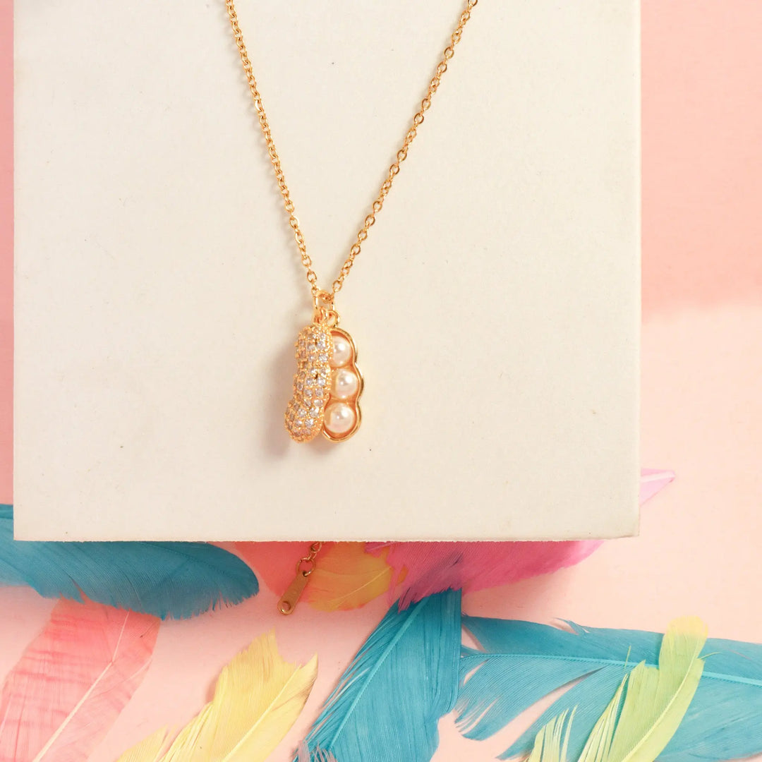 Cute Peanut Open Necklace