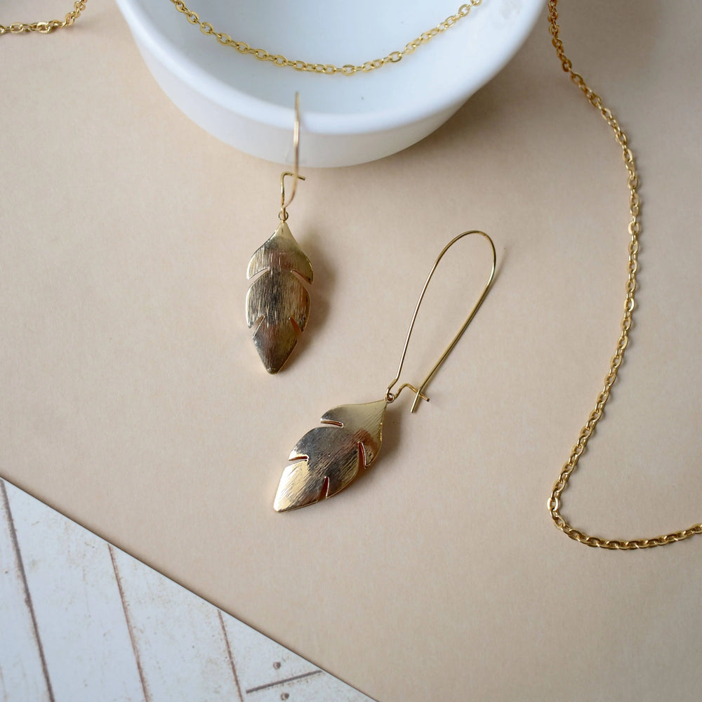 Leaf Drop Gold Earrings