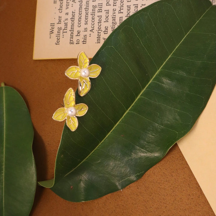 Daffodils studs