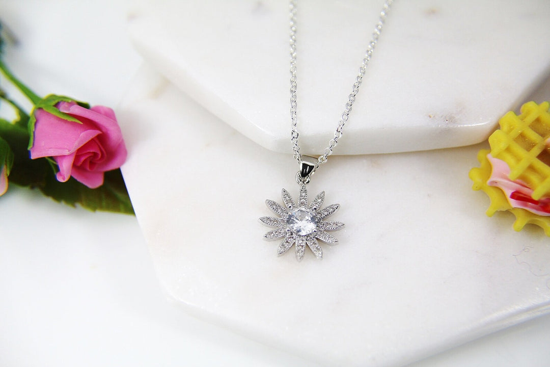 Daisy Flower Crystal Necklace - Silver