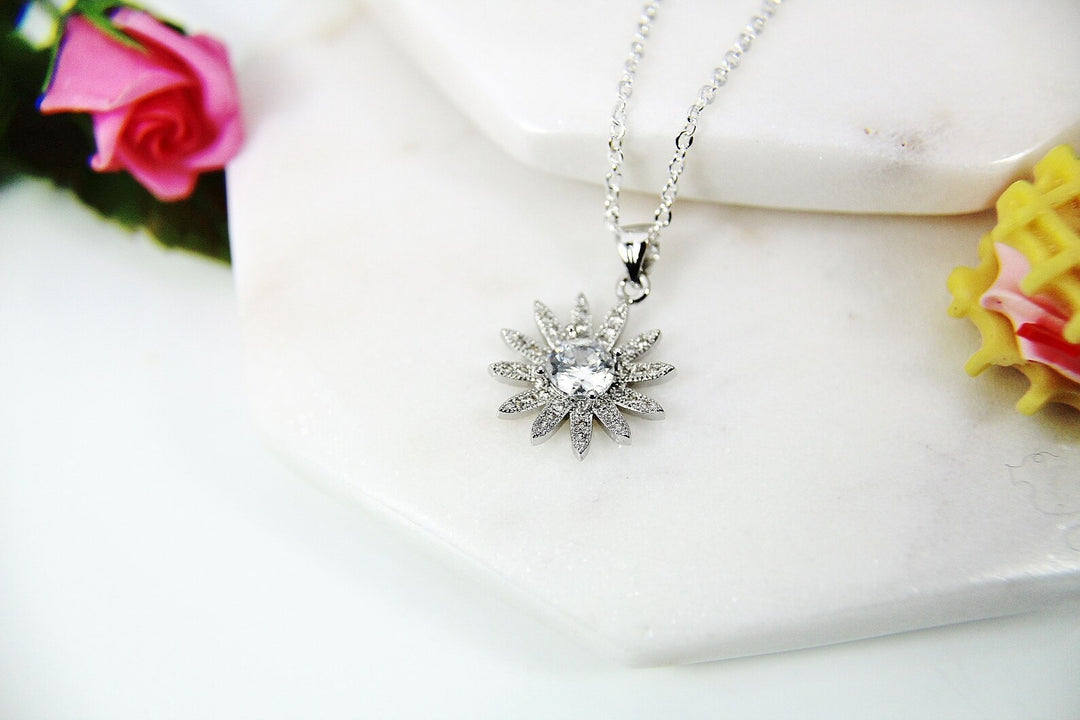 Daisy Flower Crystal Necklace - Silver