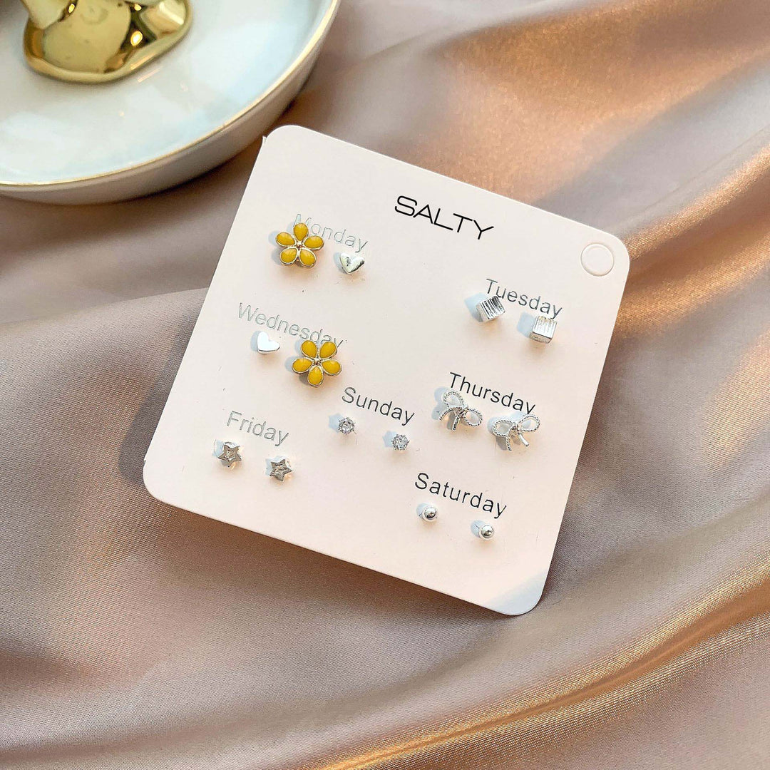 "Daisy" Weekly 7 Stud Earrings Set