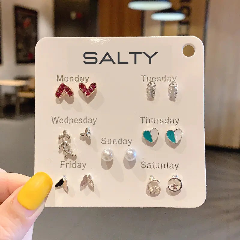 "Fly" Weekly 7 Stud Earrings