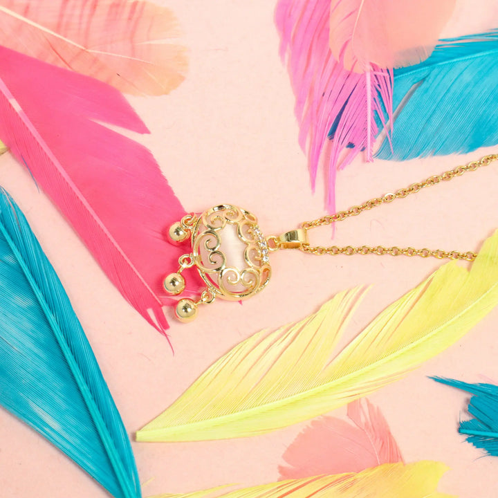 Love Affair Gold Necklace