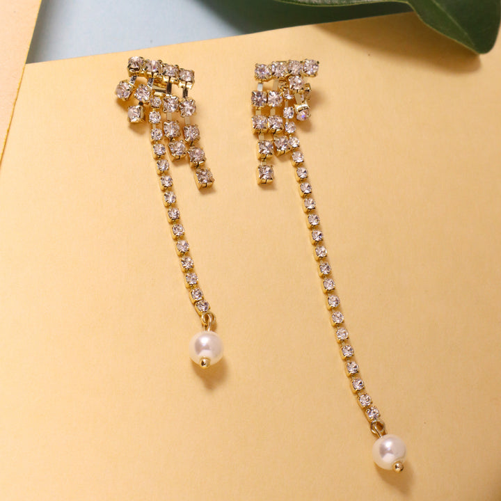 Lovey dovey pearl tassel earrings