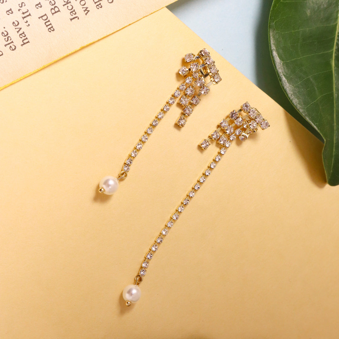 Lovey dovey pearl tassel earrings