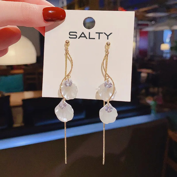Lucky Seashells Tassel Earrings