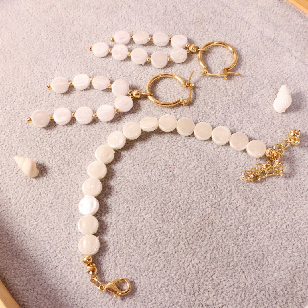 Pearly Pearl Bracelet and Earrings set