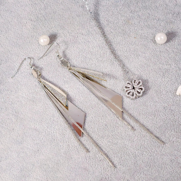 Picture Perfect silver Earrings and Necklace set