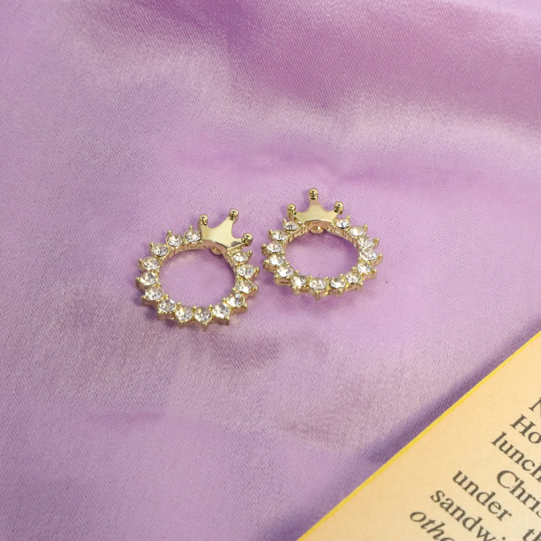Queen Studs