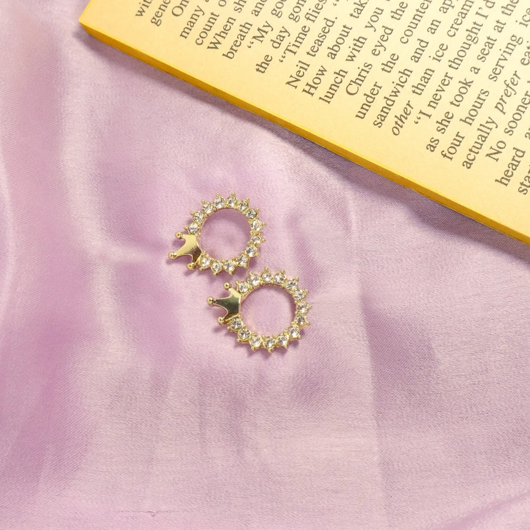 Queen Studs