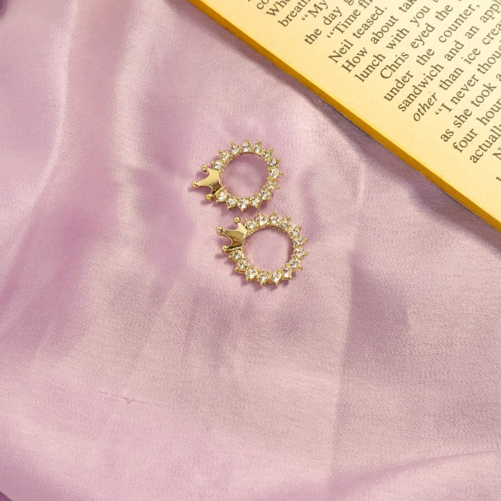 Queen Studs