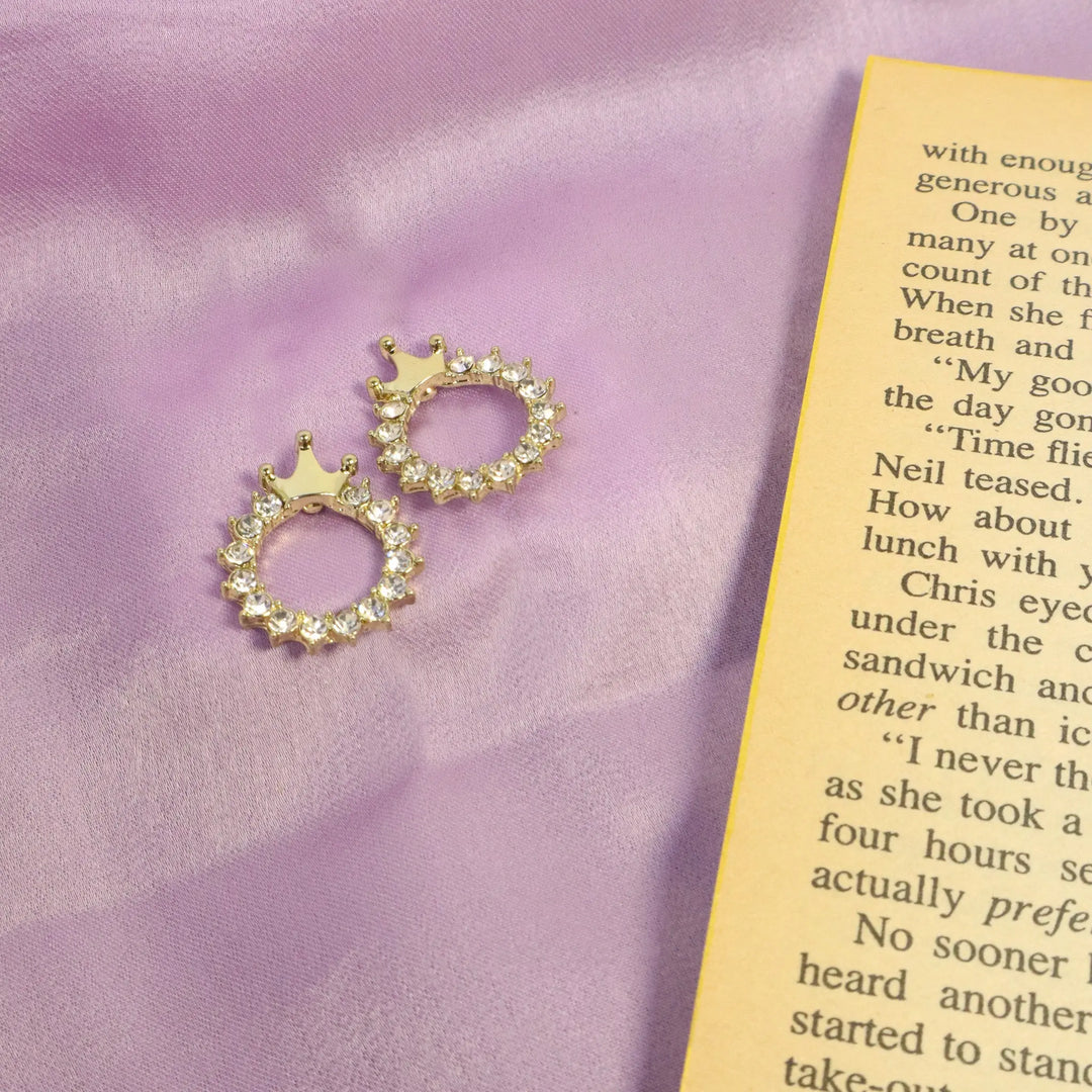 Queen Studs