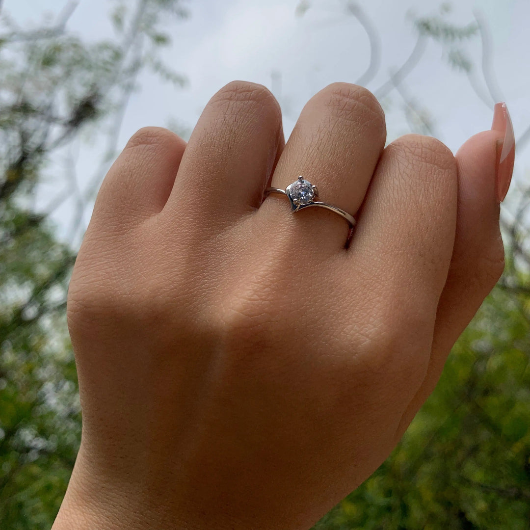 Ravishing Gem Silver Ring