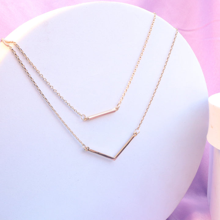 Sleek Gold Dainty Layered Necklace