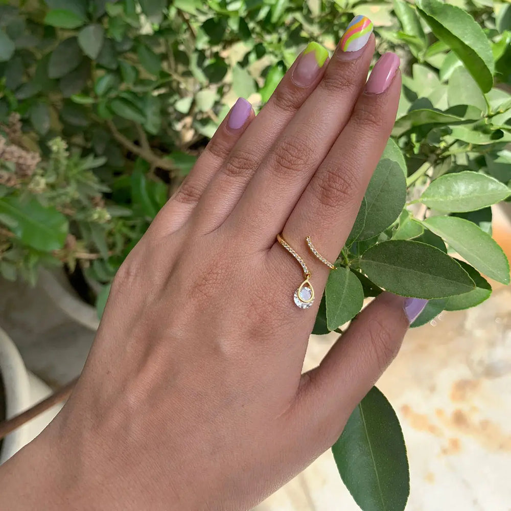 Stylish Drop Tassel Ring