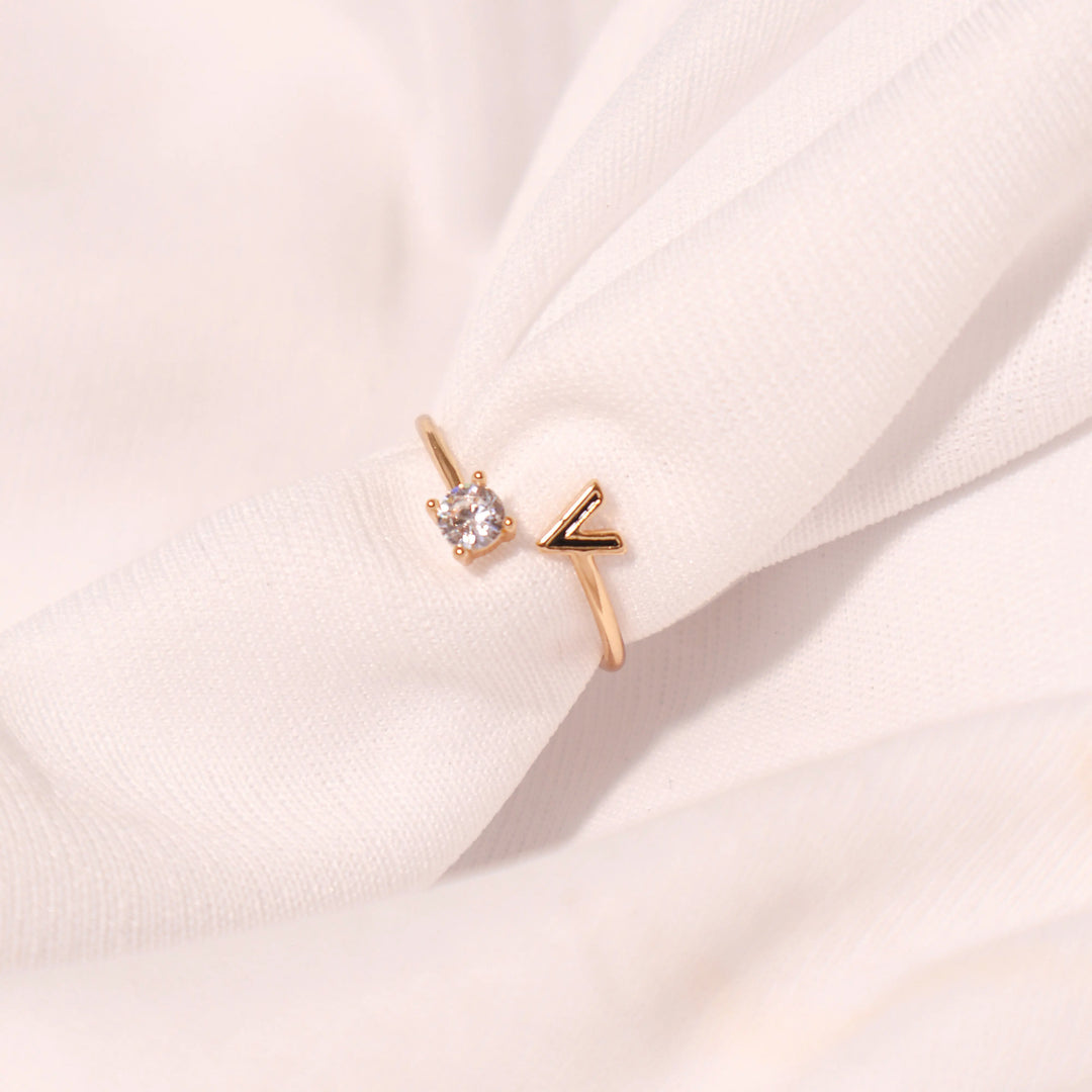 "V" Crystal Ring