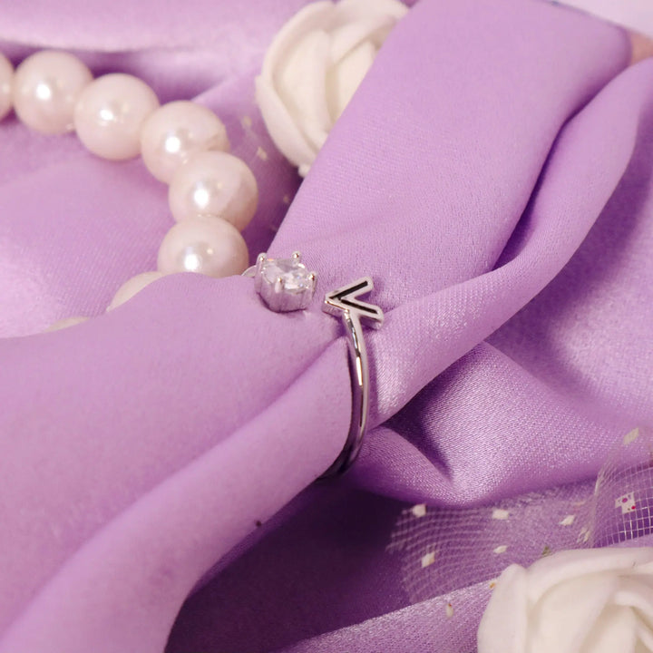 "V" Crystal Ring - Silver