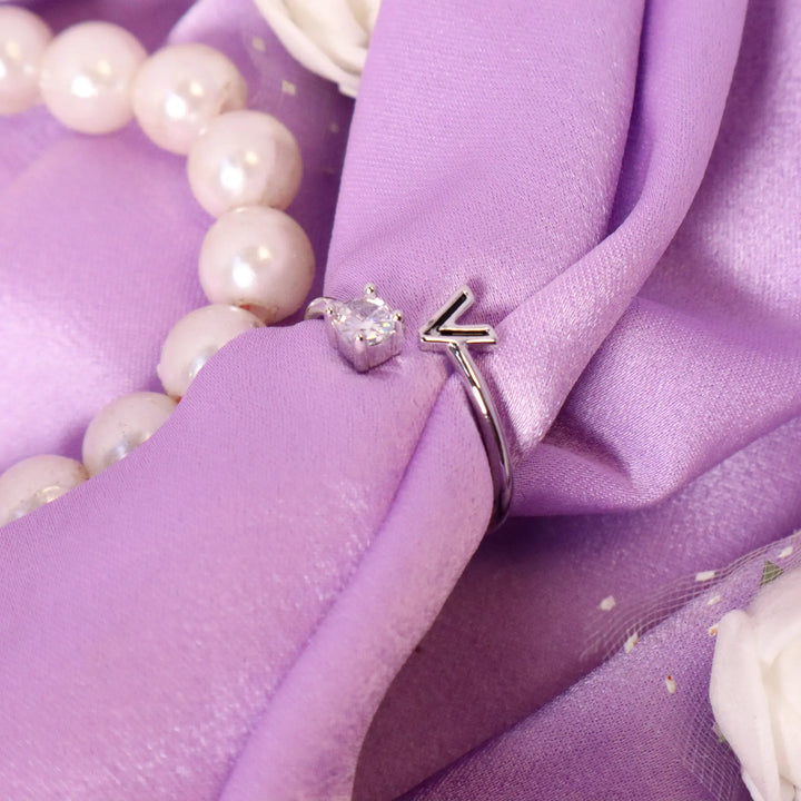 "V" Crystal Ring - Silver