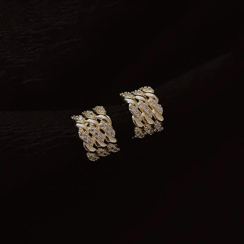 Vintage Diamonds Curved Earrings