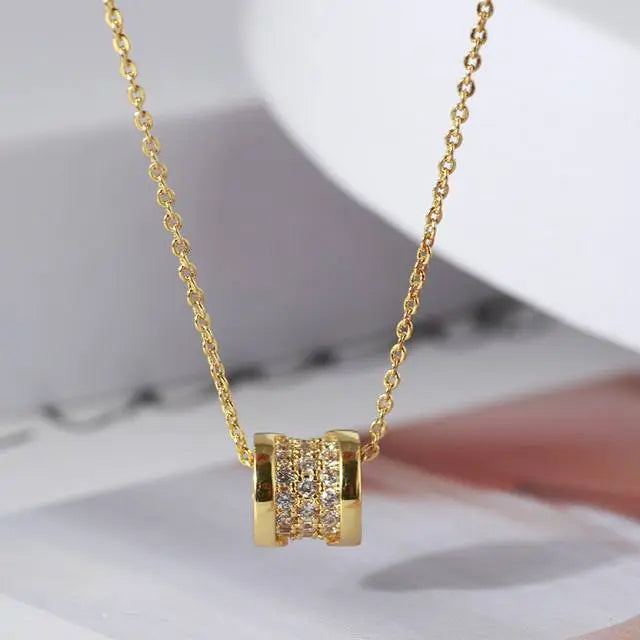 Zircon Inlaid Wheeley Necklace - Gold