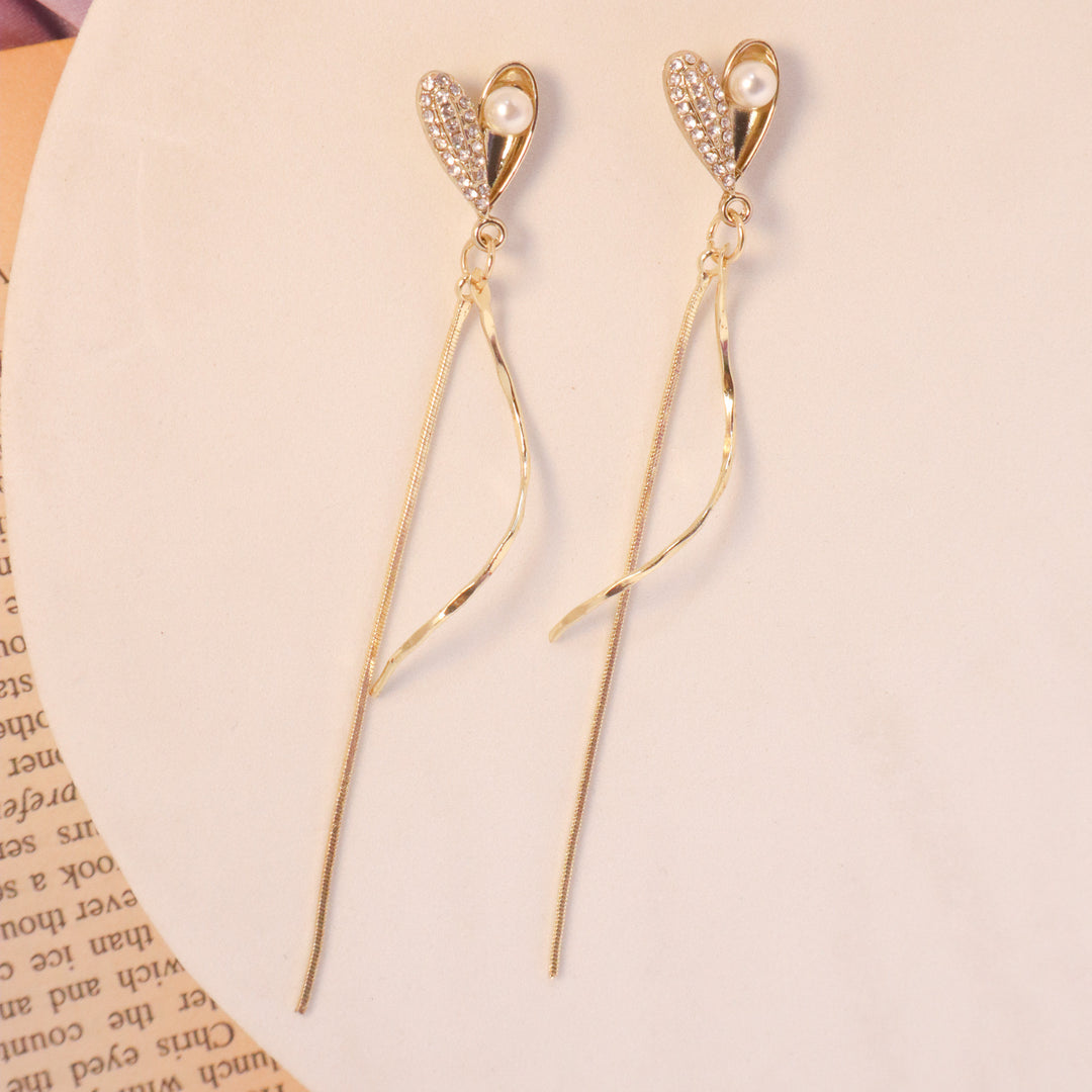 Shell Pearl Tassel Earrings